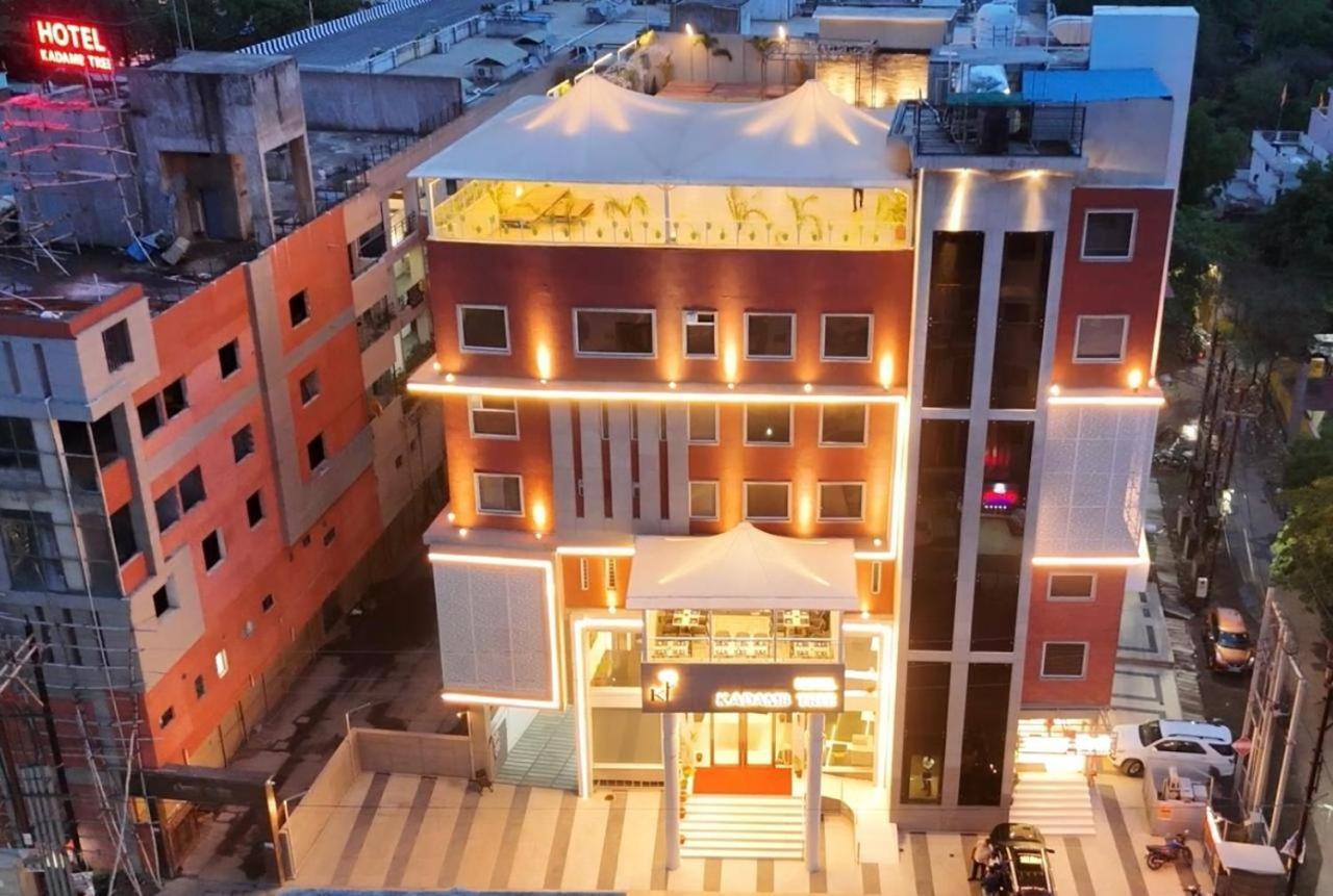 Hotel Kadamb Tree Jabalpur Eksteriør billede
